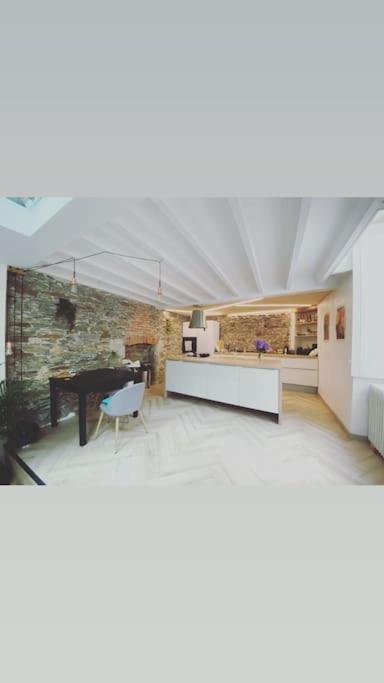 Casa Pelican Nantes Exteriér fotografie